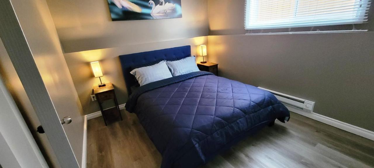 Blue Wave 2 Bedroom Suite Saskatoon Zewnętrze zdjęcie
